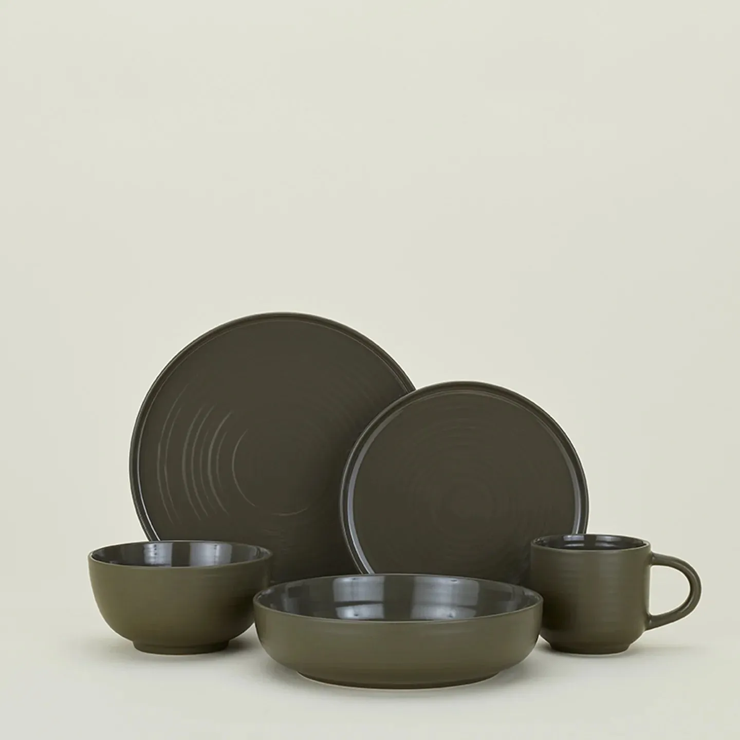 Essential Dinner Plate Set of 4 (Olive)